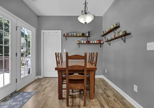 Photo 4 of Single family home for sale at 130 Tanbark Dr, Jacksonville, NC 28546 | MLS# 100579503 | Listing updated on 2026-08-18