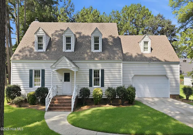 Photo 2 of Single family home for sale at 1404 Canterbury Rd, Tarboro, NC 27886 | MLS# 100599767 | Listing updated on 2026-09-03