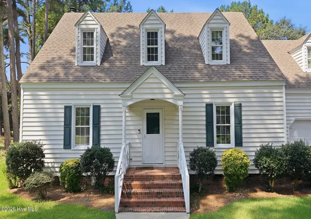Photo 3 of Single family home for sale at 1404 Canterbury Rd, Tarboro, NC 27886 | MLS# 100599767 | Listing updated on 2026-09-03