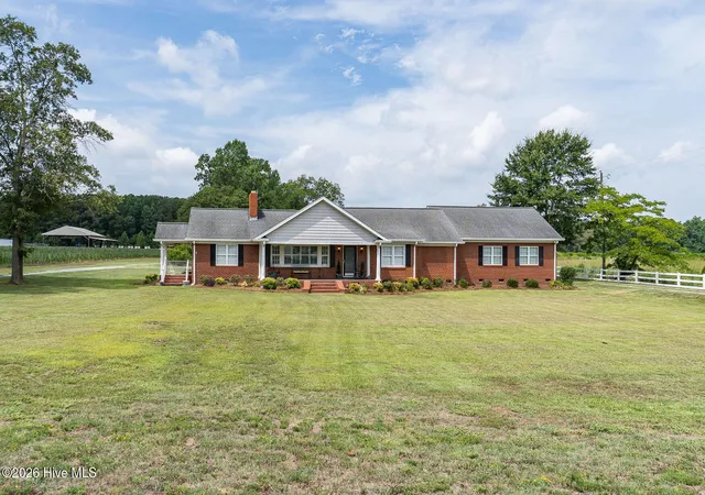 Photo 3 of Single family home for sale at 8865 Nc Hwy 87, Tar Heel, NC 28392 | MLS# 100590701 | Listing updated on 2026-08-18