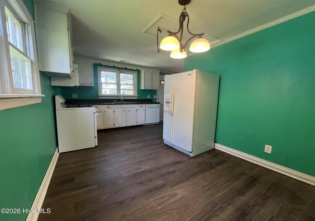 Photo 3 of Single family home for sale at 195 Wiggins Rd, Hertford, NC 27944 | MLS# 100595039 | Listing updated on 2026-09-07