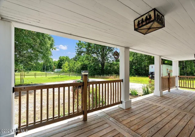 Photo 4 of Single family home for sale at 330 Lake Rd, Newport, NC 28570 | MLS# 100574750 | Listing updated on 2026-08-18