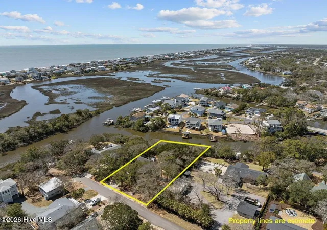 Homes for sale in Oak Island, NC | 121 Sw 13th St, Oak Island, NC 28465 | MLS# 100558934