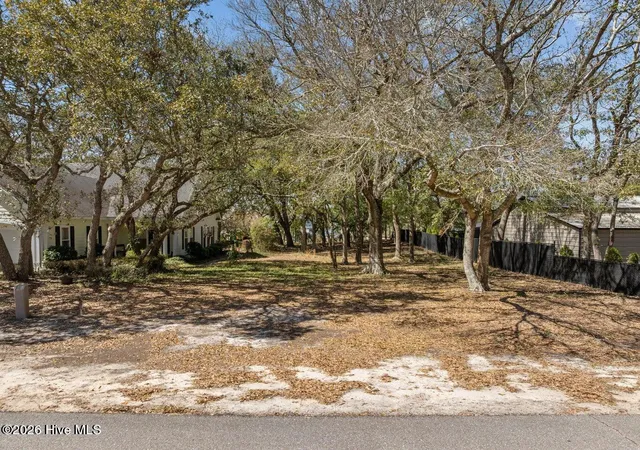 Homes for sale in Oak Island, NC | 121 Sw 13th St, Oak Island, NC 28465 | MLS# 100558934