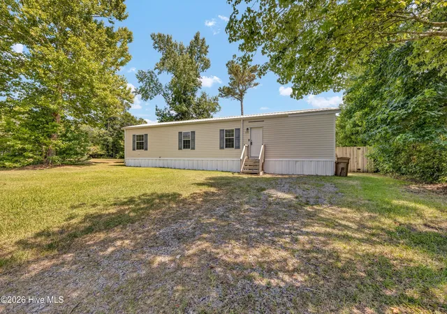 Homes for sale in Castle Hayne, NC | 112 Gladiolus Rd, Castle Hayne, NC 28429 | MLS# 100587254