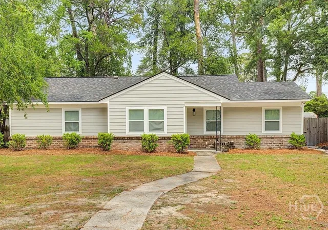 Photo 1 of Single family home for sale at 2204 Mason Dr, Savannah, GA 31404 | MLS# SA355719 | Listing updated on 2026-08-18