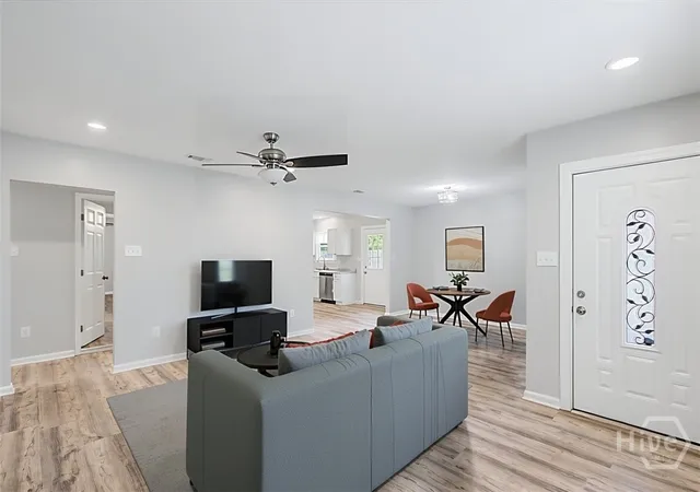 Photo 3 of Single family home for sale at 2204 Mason Dr, Savannah, GA 31404 | MLS# SA355719 | Listing updated on 2026-08-18