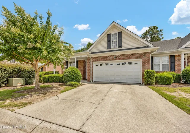 Photo 1 of Townhouse for sale at 5220 Christian Dr, Wilmington, NC 28403 | MLS# 100595714 | Listing updated on 2026-08-18