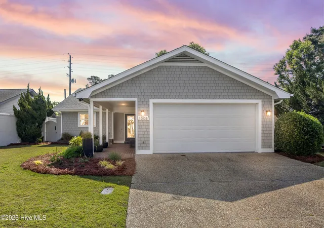 Homes for sale in Wilmington, NC | 1305 Portside Dr, Wilmington, NC 28405 | MLS# 100576005