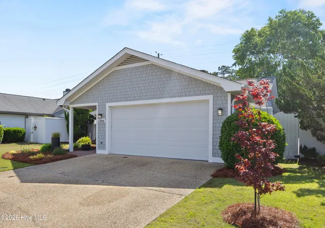 Homes for sale in Wilmington, NC | 1305 Portside Dr, Wilmington, NC 28405 | MLS# 100576005
