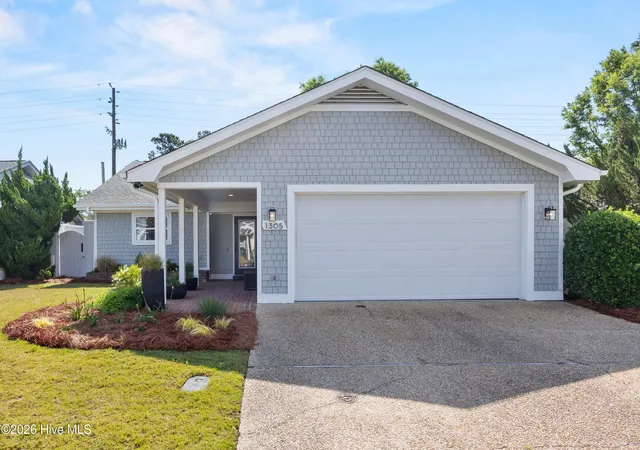 Homes for sale in Wilmington, NC | 1305 Portside Dr, Wilmington, NC 28405 | MLS# 100576005