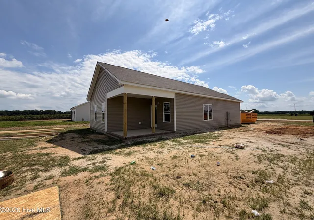 Photo 2 of Single family home for sale at 121 Longfield Ct, Dunn, NC 28334 | MLS# 100596251 | Listing updated on 2026-09-08