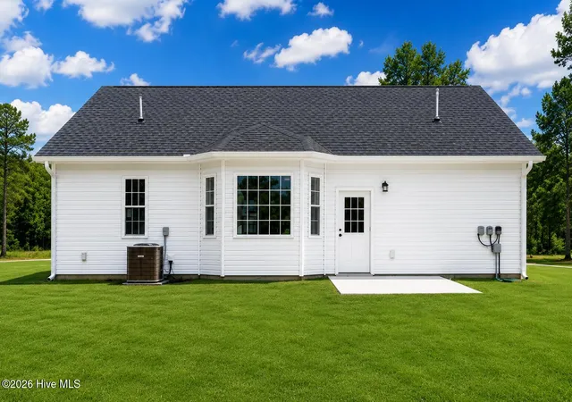 Homes for sale in Wallace, NC | 105 W Westbrook St, Wallace, NC 28466 | MLS# 100579647