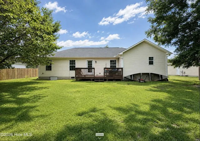 Photo 2 of Single family home for sale at 225 Woodgreen Ln, Aberdeen, NC 28315 | MLS# 100584119 | Listing updated on 2026-08-18