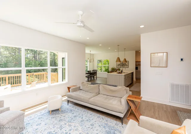 Photo 5 of Single family home for sale at 140 Surry Cir Dr S, Pinehurst, NC 28374 | MLS# 100577615 | Listing updated on 2026-09-01