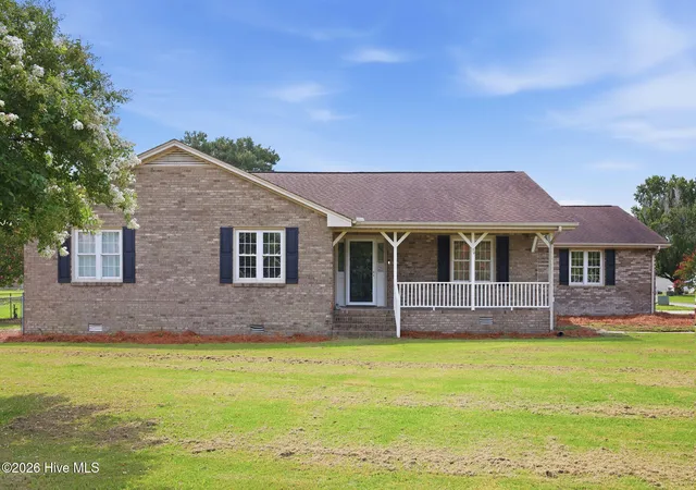 Photo 1 of Single family home for sale at 3809 Robin Rd, Ayden, NC 28513 | MLS# 100596024 | Listing updated on 2026-09-01