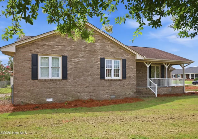 Photo 3 of Single family home for sale at 3809 Robin Rd, Ayden, NC 28513 | MLS# 100596024 | Listing updated on 2026-09-01