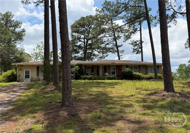 Homes for sale in Swainsboro, GA | 130 Fortune Loop Rd, Swainsboro, GA 30401 | MLS# SA357526