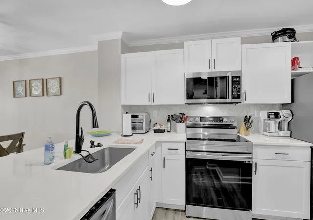 Homes for sale in North Topsail Beach, NC | 790 New River Inlet Rd #Unit 319b, North Topsail Beach, NC 28460 | MLS# 100568144