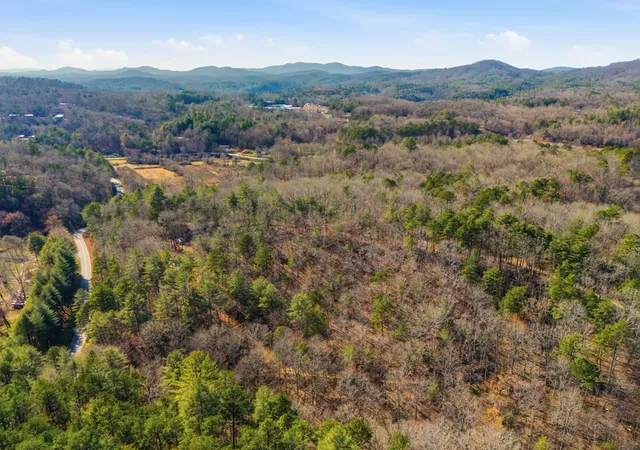 Homes for sale in Murphy, NC | 115 Crowe Mountain Ln, Murphy, NC 28906 | MLS# 98519523