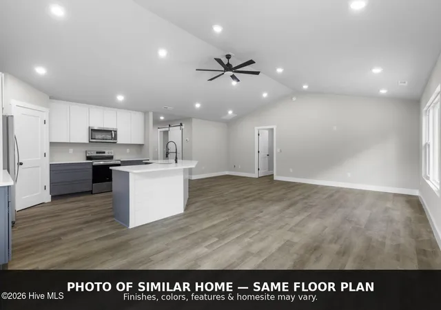 Photo 3 of Single family home for sale at 626 Bright Harvest Dr, Maysville, NC 28555 | MLS# 100597062 | Listing updated on 2026-10-09