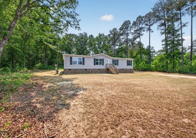 Photo 2 of Manufactured home for sale at 258 Wheat Rd, Aiken, SC 29801 | MLS# 98256956 | Listing updated on 2026-08-18