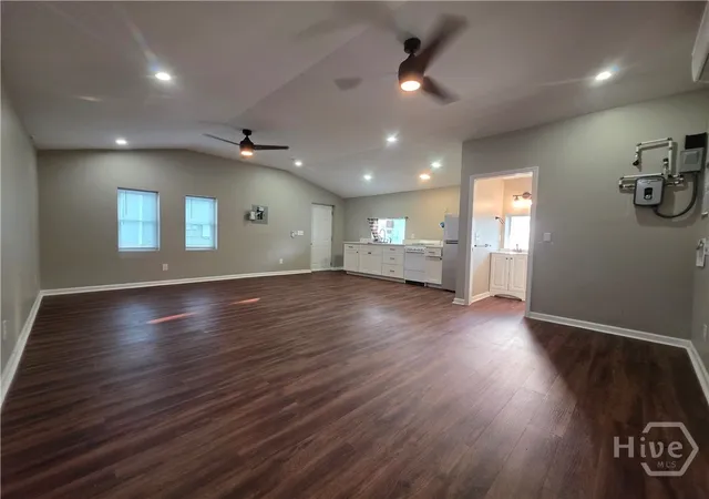Homes for sale in Savannah, GA | 202 E 58 St, Savannah, GA 31405 | MLS# SA354621