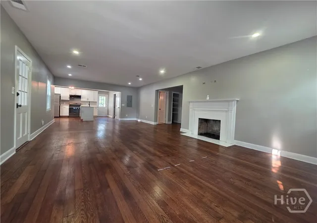 Homes for sale in Savannah, GA | 202 E 58 St, Savannah, GA 31405 | MLS# SA354621