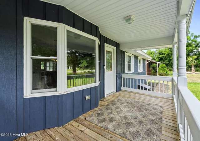 Photo 3 of Single family home for sale at 116 Laurel Dr, Wilmington, NC 28401 | MLS# 100582141 | Listing updated on 2026-09-04