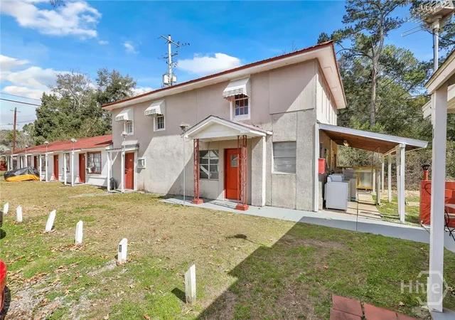 Listing Photo 5 - Condo for sale in building located at 5013 - A Ogeechee Rd, Savannah, GA 31405
