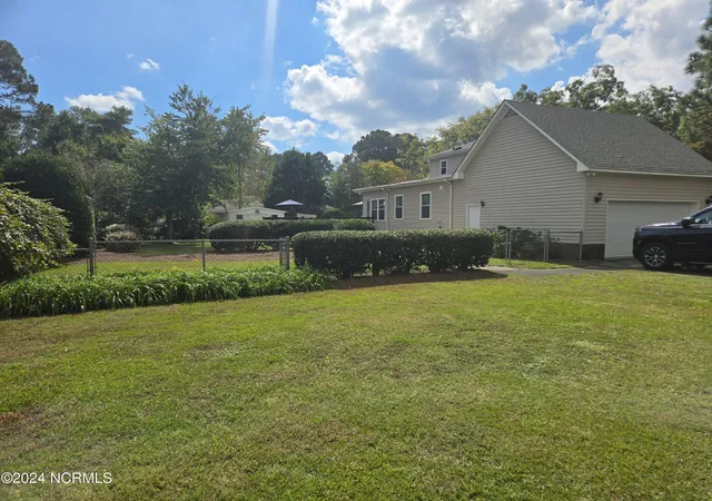 Photo 39 of Single family home for sale at 306 Pecan Ln, Laurinburg, NC 28352 | MLS# 100571635 | Listing updated on 2026-08-18