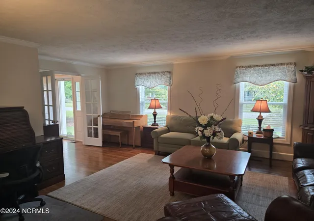 Photo 4 of Single family home for sale at 306 Pecan Ln, Laurinburg, NC 28352 | MLS# 100571635 | Listing updated on 2026-08-18
