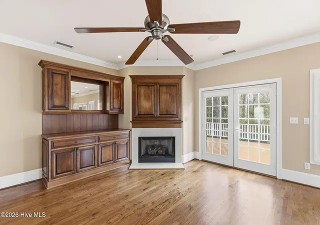 Photo 4 of Single family home for sale at 307 Jarret Bay Ct SE, Bolivia, NC 28422 | MLS# 100565083 | Listing updated on 2026-08-18