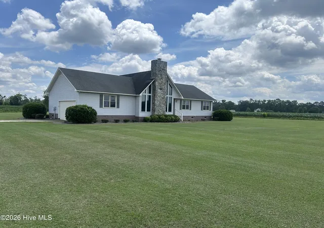 Photo 3 of Single family home for sale at 1437 Louie Pollock Rd, La Grange, NC 28551 | MLS# 100577885 | Listing updated on 2026-09-10