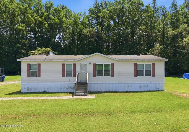 Homes for sale in Stantonsburg, NC | 7015 St James Church Rd, Stantonsburg, NC 27883 | MLS# 100581638