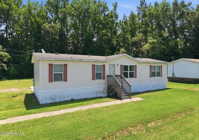 Homes for sale in Stantonsburg, NC | 7015 St James Church Rd, Stantonsburg, NC 27883 | MLS# 100581638
