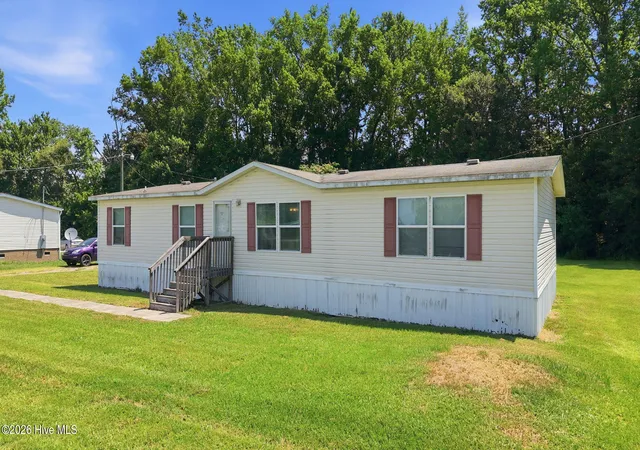 Photo 3 of Manufactured home for sale at 7015 Saint James Church Rd, Stantonsburg, NC 27883 | MLS# 100581638 | Listing updated on 2026-08-24