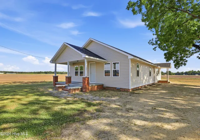 Homes for sale in Mount Olive, NC | 1160 Waller Rd, Mount Olive, NC 28365 | MLS# 100586701