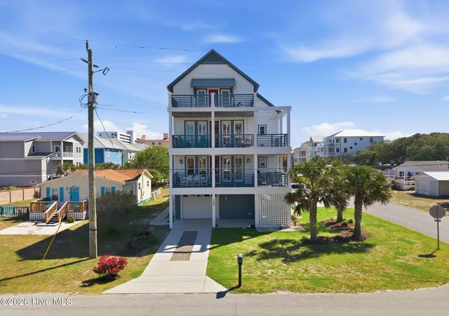 3rd image of 109 S Carolina Beach Ave S, Carolina Beach, NC 28428 | MLS# 100570056