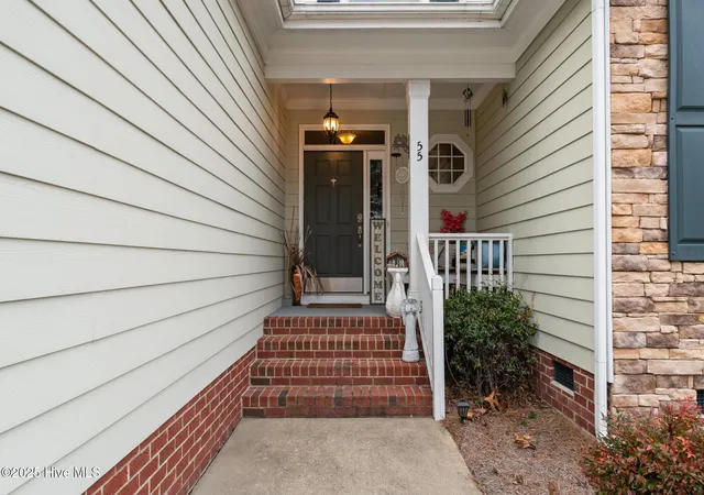 Photo 3 of Single family home for sale at 55 London Way, Spring Lake, NC 28390 | MLS# 100561790 | Listing updated on 2026-08-18