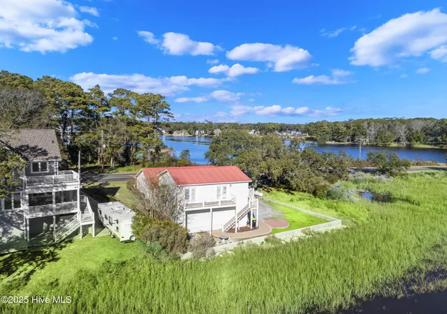 Photo 3 of Single family home for sale at 641 Shoreline Dr W, Sunset Beach, NC 28468 | MLS# 100563650 | Listing updated on 2026-08-26