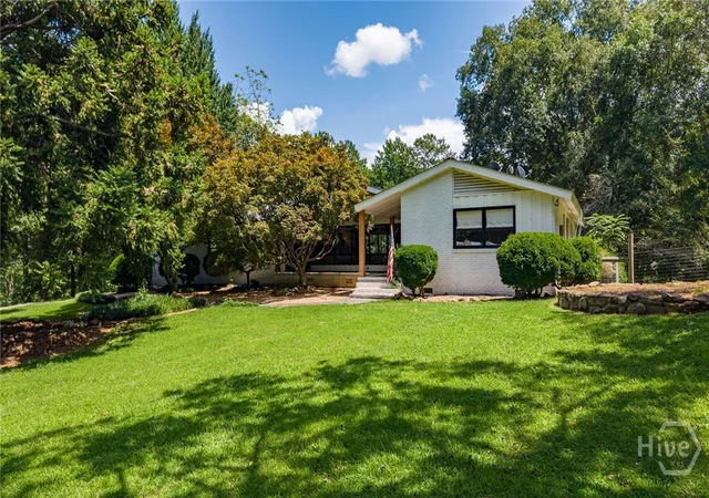 Photo 2 of Single family home for sale at 2425 Spratlin Ml Rd, Hull, GA 30646 | MLS# CL362422 | Listing updated on 2026-08-16
