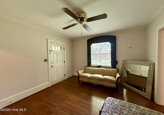 Photo 3 of Single family home for sale at 208 Crescent Dr, Windsor, NC 27983 | MLS# 100599986 | Listing updated on 2026-09-17