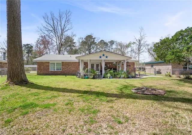 Photo 2 of Single family home for sale at 373 Sandpiper Rd, Richmond Hill, GA 31324 | MLS# SA351075 | Listing updated on 2026-09-11