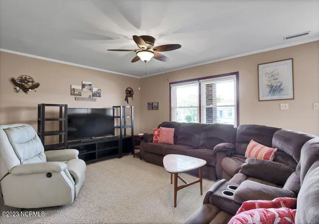 3rd image of 116 Myrtle Ave, Carolina Beach, NC 28428 | MLS# 100489135