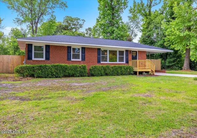 Photo 4 of Single family home for sale at 203 Sunnyvale Dr, Wilmington, NC 28412 | MLS# 100574016 | Listing updated on 2026-09-03
