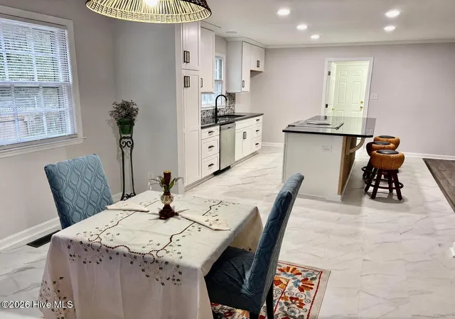 Photo 4 of Single family home for sale at 2501 Steeple Chase Dr, New Bern, NC 28562 | MLS# 100544613 | Listing updated on 2026-08-18
