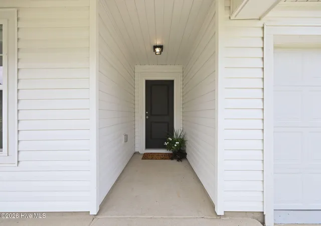 Photo 4 of Single family home for sale at 800 Conductor Ct, Vass, NC 28394 | MLS# 100592783 | Listing updated on 2026-08-18