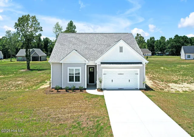 Homes for sale in Burgaw, NC | 405 Alice Ln, Burgaw, NC 28425 | MLS# 100555788
