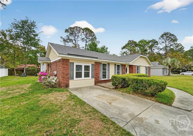 Homes for sale in Savannah, GA | 7313 Tropical Wy, Savannah, GA 31410 | MLS# SA352466